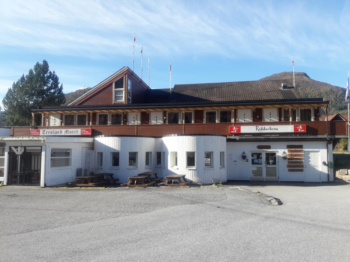 Ridderkroa Tresfjord Motel Esterno foto
